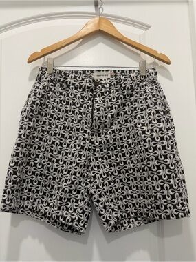 Men's Flat Front Black & White Patterned Shorts